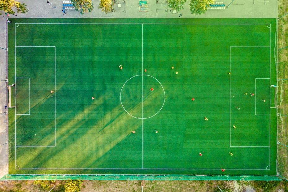 how many players on a soccer